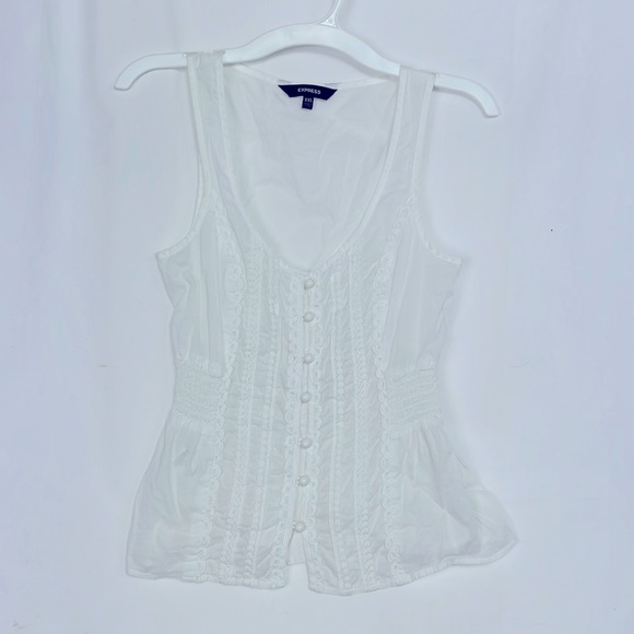 Express Tops - #0838 Express White Floral Button-Up Top | Size: XXS